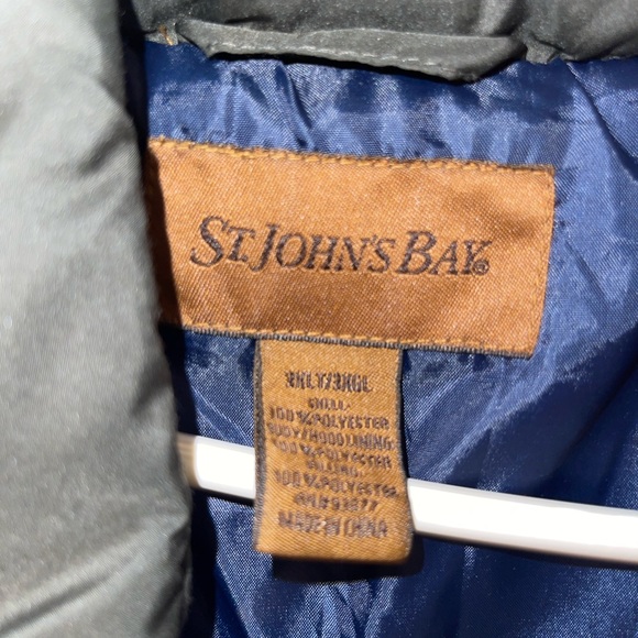 St. John’s Bay bubble vest size 3XLT - Picture 2 of 2